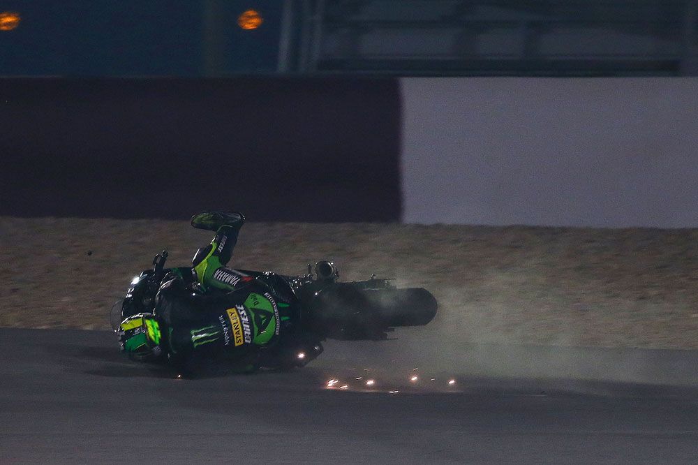 Pol Espargaró se fractura la clavícula en los test de Qatar