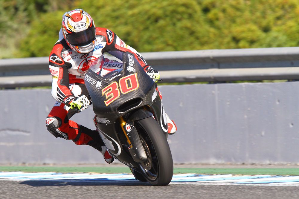 Nakagami y Fenati, los más rápidos en Jerez
