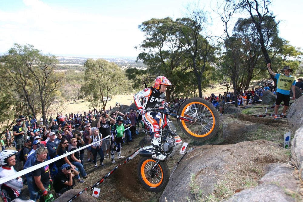 Fujinami y Bou comienzan ganando en Australia