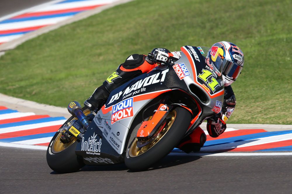 Sandro Cortese domina la tercera sesión de libres de Moto2
