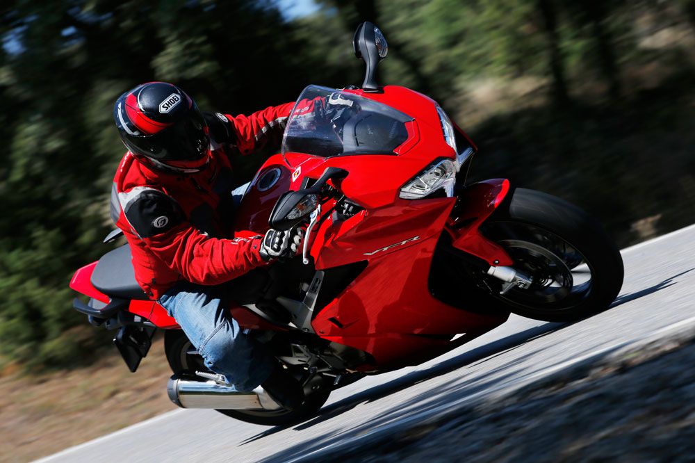 Honda VFR800F. Prueba