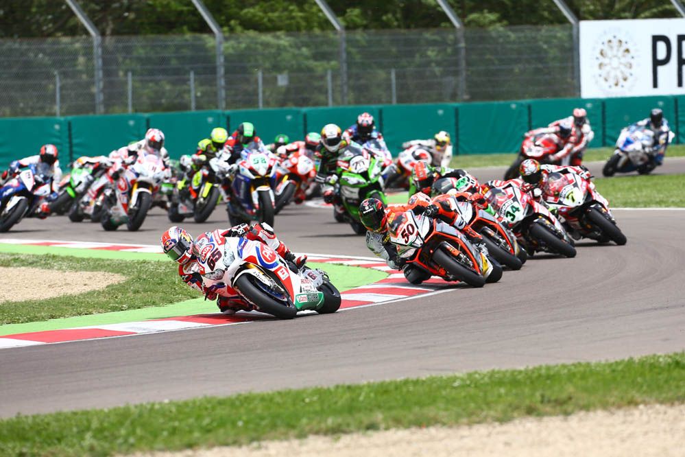 El Mundial de SBK aterriza en Gran Bretaña