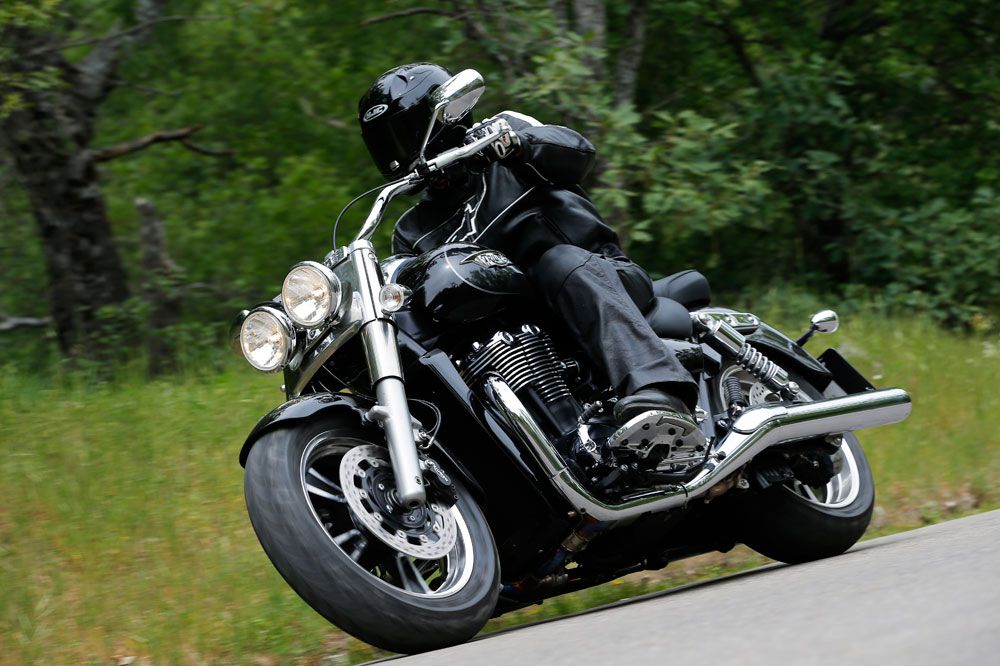 Triumph Thunderbird Commander. Prueba
