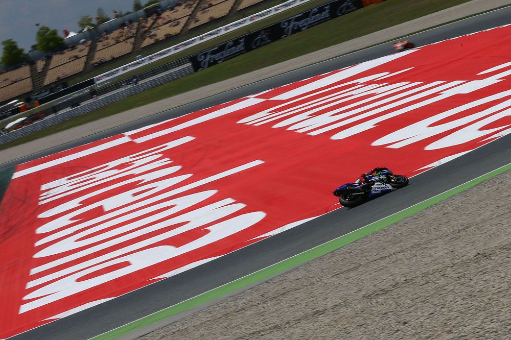 Los pilotos prueban la variante de la F1 en la curva 10 de Montmeló