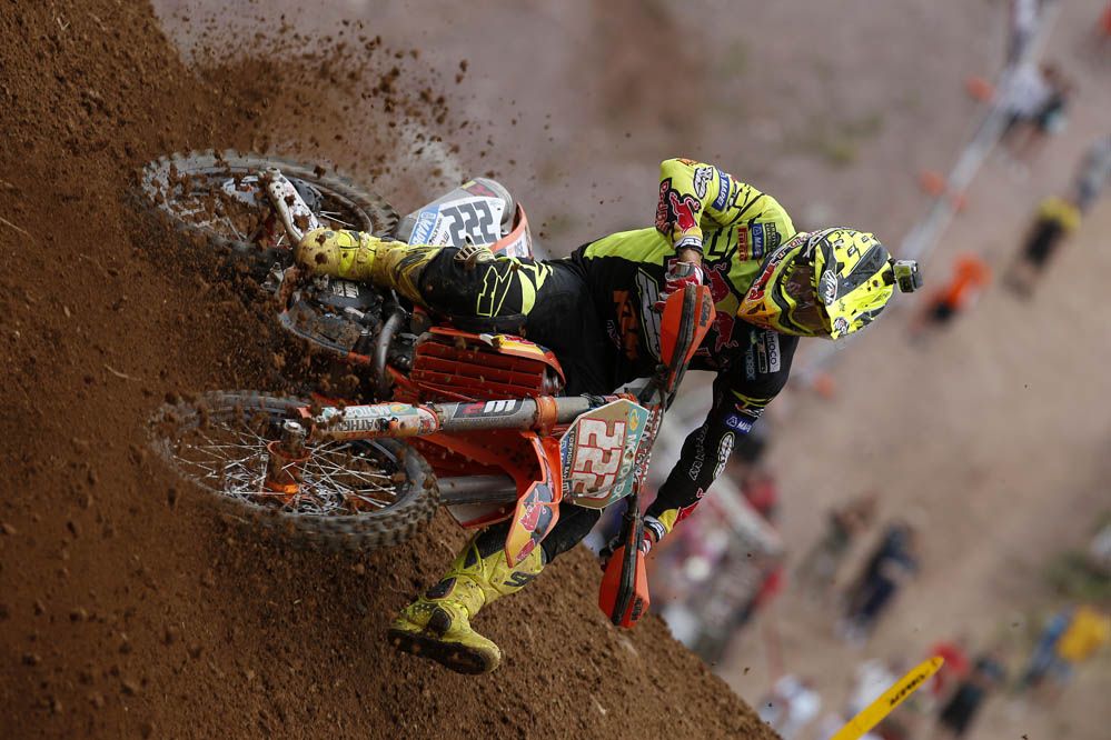 Cairoli y Herlings no encuentran rival en Italia