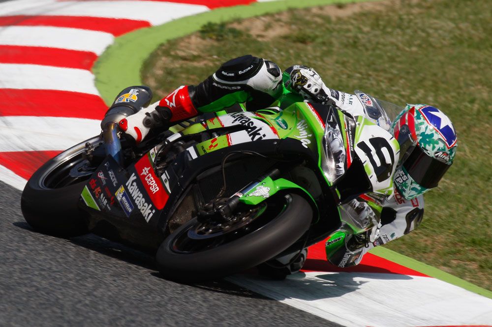 Noyes gana el duelo a Morales en SBK