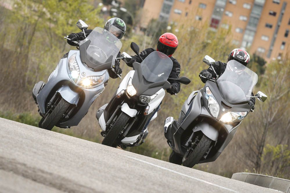 Comparativa scooter 400: Suzuki Burgman, SYM Maxsym y Yamaha X-Max