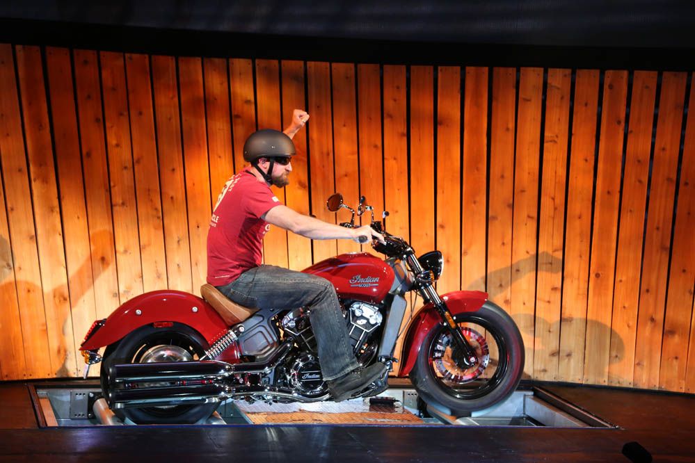 La presentación de la Indian Scout 2015, desde dentro