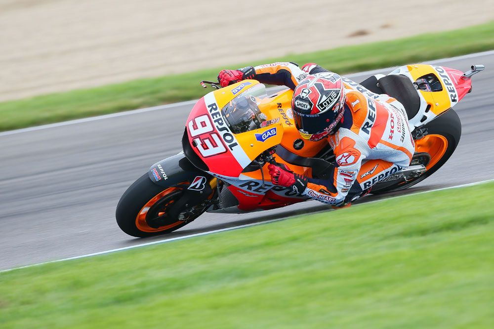 Márquez vuela en Indy y se anota una nueva pole