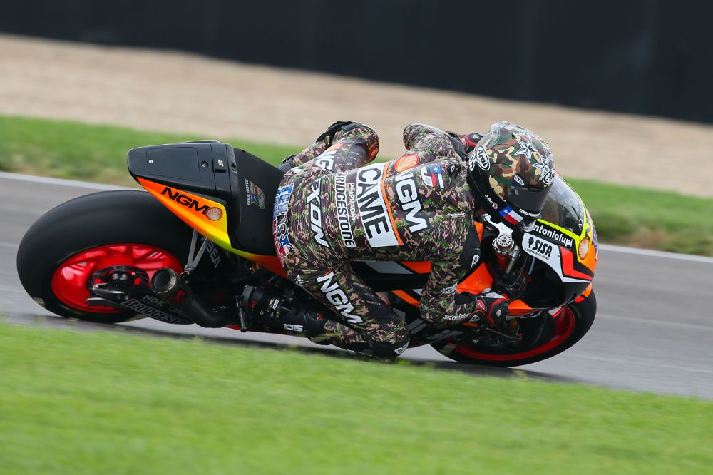 Colin Edwards no disputará la segunda mitad de la temporada