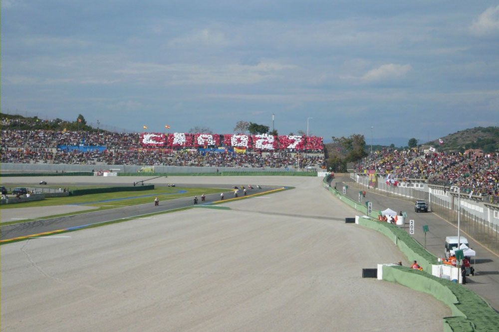 Tribuna Ducati Cheste 2014