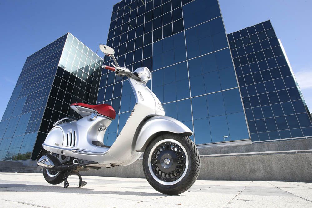 Vespa 946. Prueba
