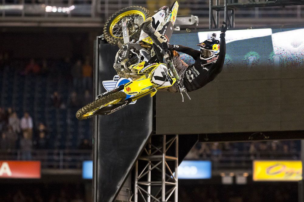 James Stewart, suspendido por dopaje
