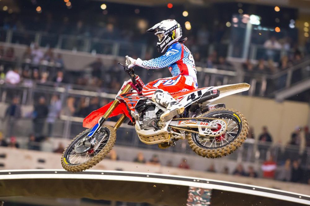 Segunda victoria de Canard en el AMA de Supercross