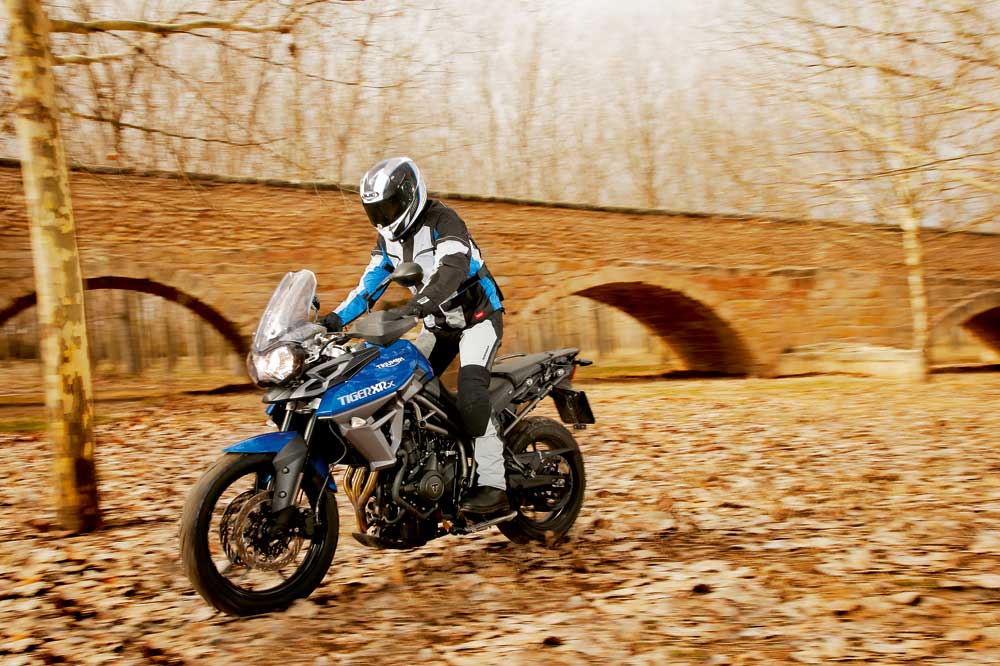 Motociclismo 2448: Contenidos de la revista
