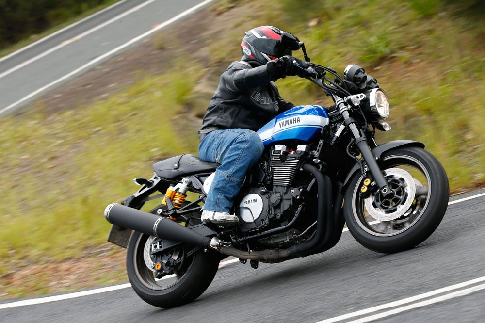 Yamaha XJR1300 2015. Prueba