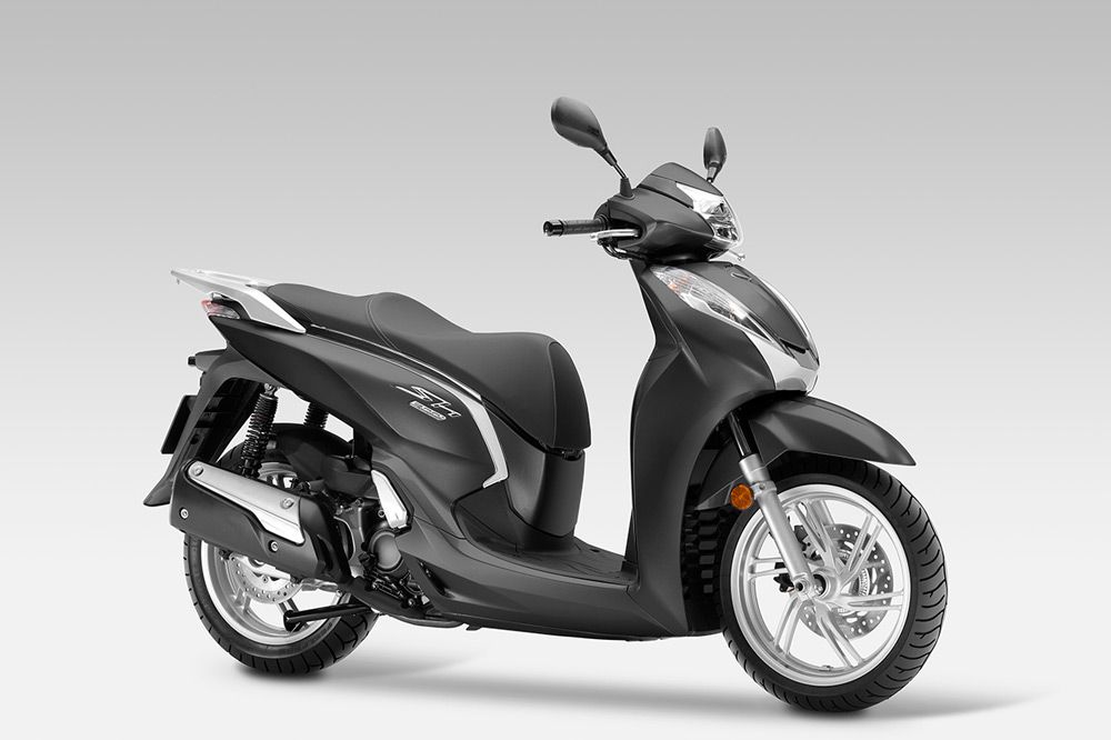 Honda Scoopy SH300i 2015