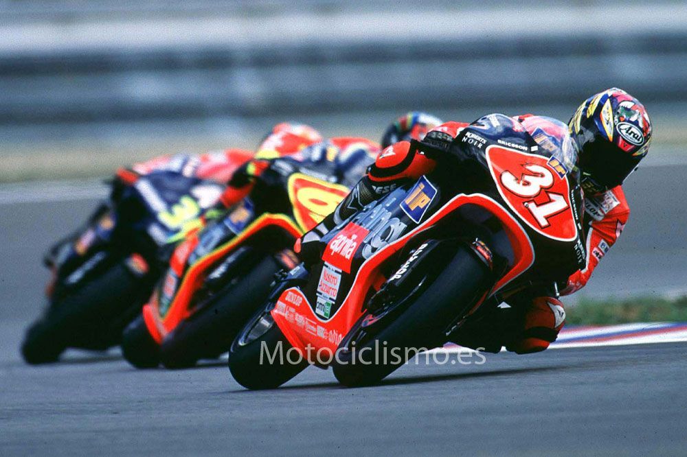 Capirossi y el adelantamiento de la discordia