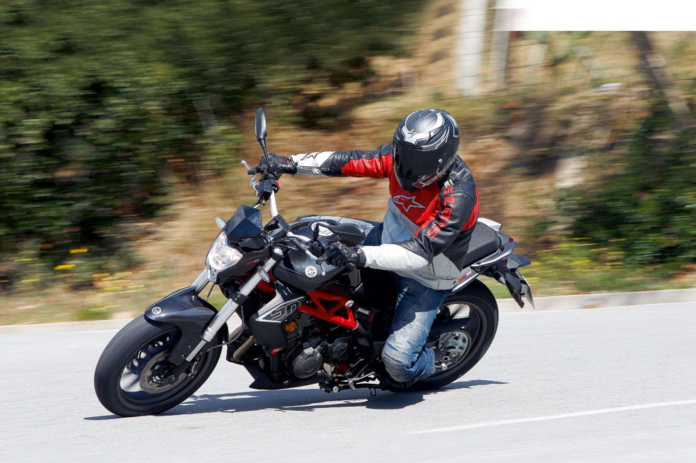 Prueba de la Benelli BN 302