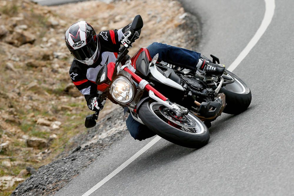 MV Agusta Brutale 800 Dragster RR. Prueba
