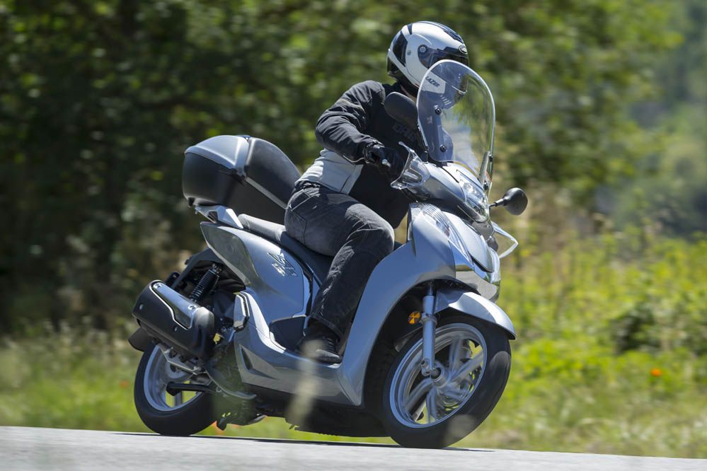 Probamos el Honda SH300 Scoopy 2015