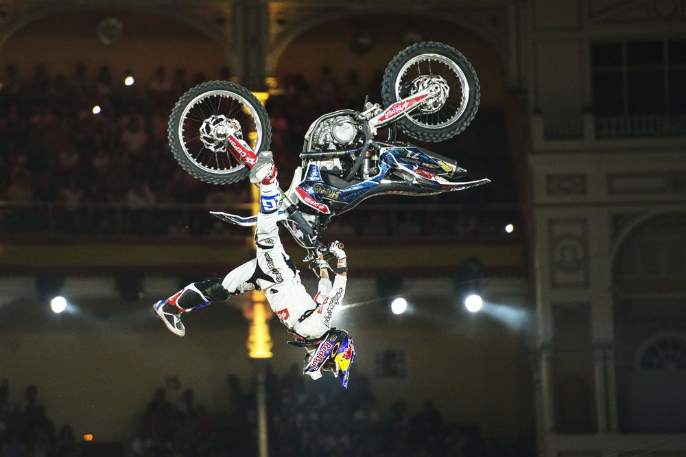Revive el Red Bull X-Fighters a la carta
