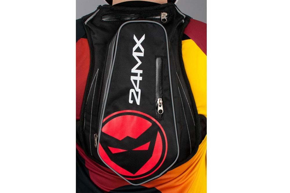 Mochila de hidratación 24MX