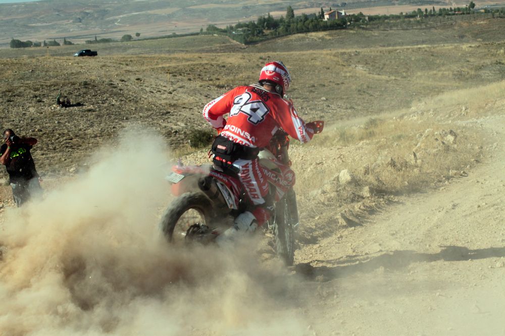 Gerard Farrés gana su quinta Baja Aragón