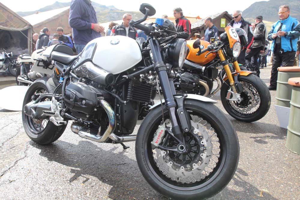 Gran éxito de los BMW Motorrad Days en Formigal