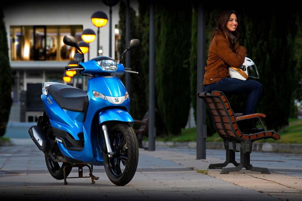 Peugeot celebra los 10.000 Peugeot Tweet vendidos