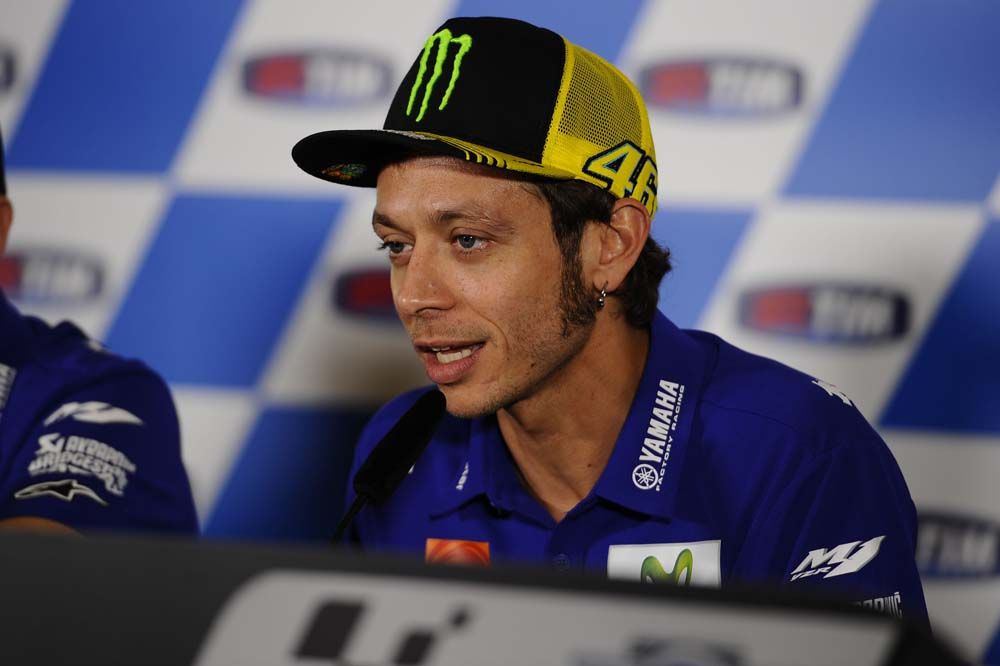 Valentino Rossi: No sé si me hace feliz la previsión de que llueva el domingo