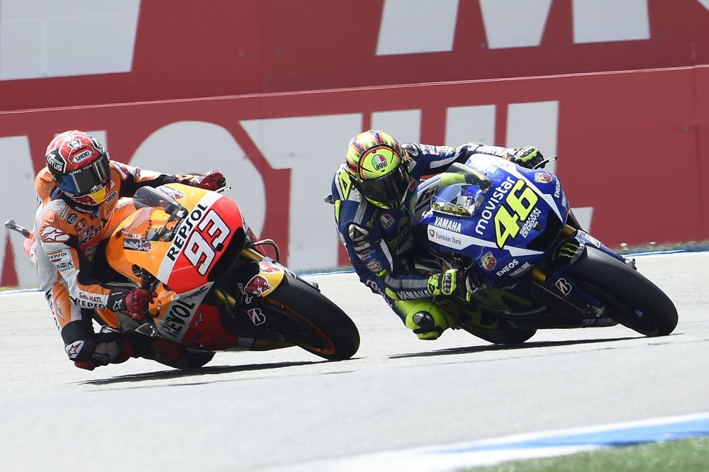 Rossi es sancionado y saldrá último en Valencia