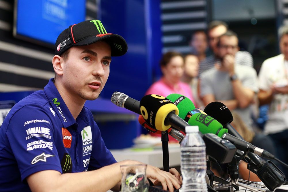 Jorge Lorenzo: Solo me arrepiento del gesto que hice en el podio de Malasia