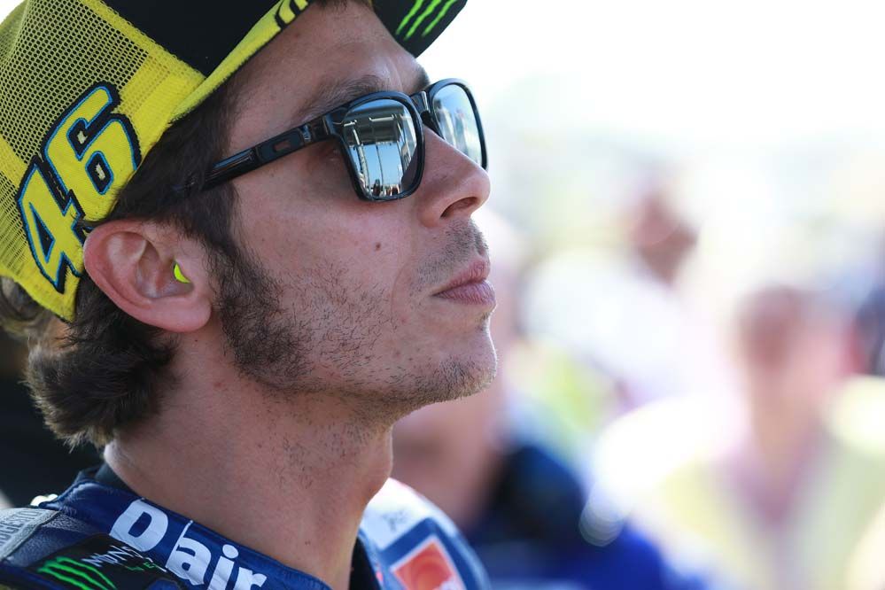 Valentino Rossi saldrá el último en Valencia