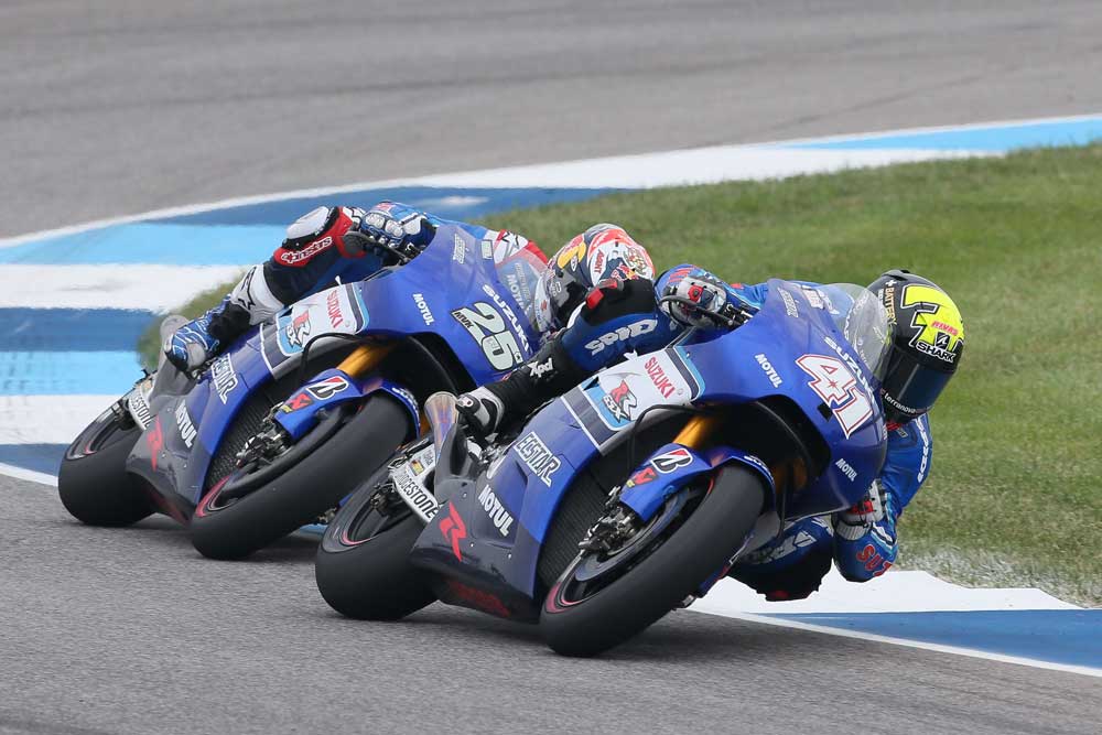 Los pilotos Suzuki, satisfechos con los test