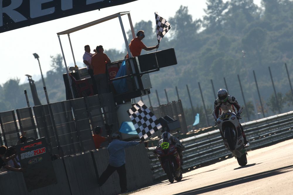 Gran final de la temporada del FIM CEV en Valencia