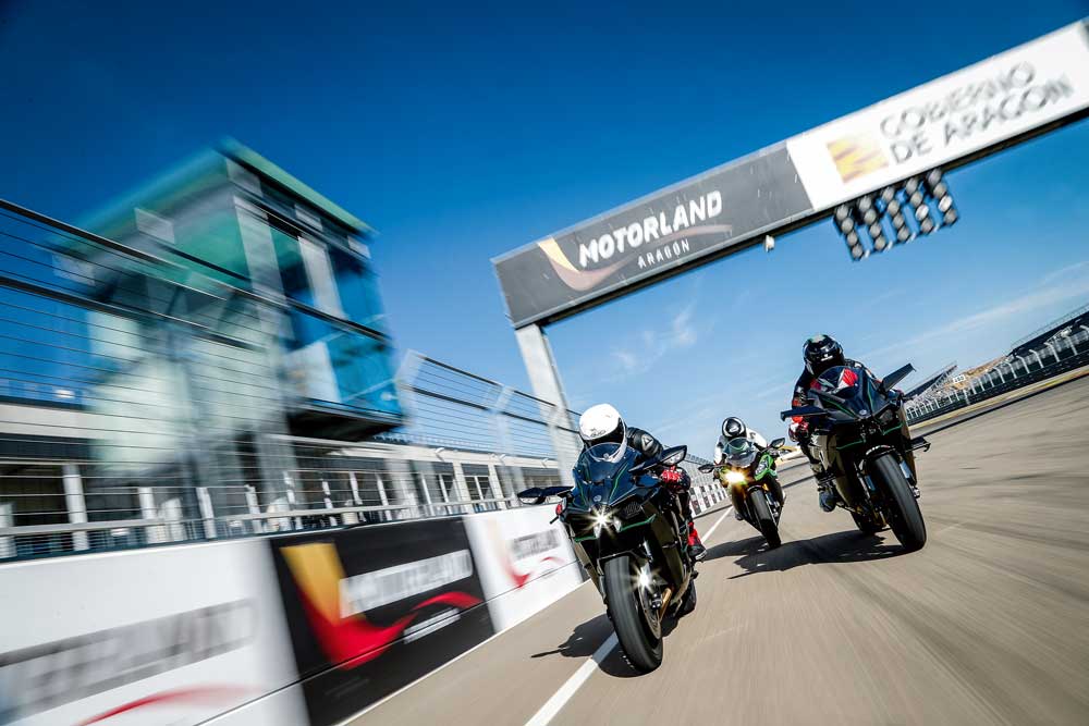 Comparativa Kawasaki H2, H2R y ZX-10R