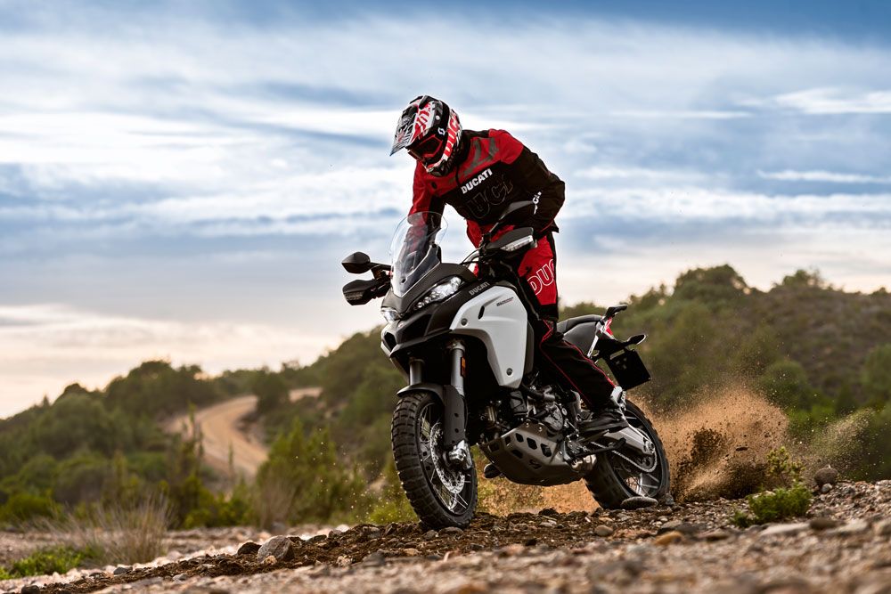 Ducati presenta una serie web dedicada a la MTS Enduro