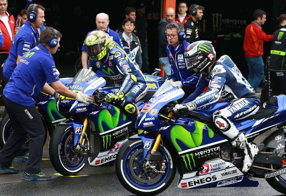 Barcelona acoge la presentación del equipo Movistar Yamaha MotoGP 2016