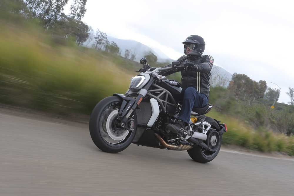 Ducati XDiavel 2016, primera cruiser de la marca italiana