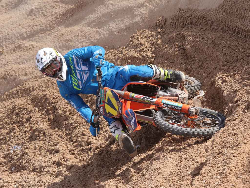 Jose Antonio Butrón domina en Albaida en MX1
