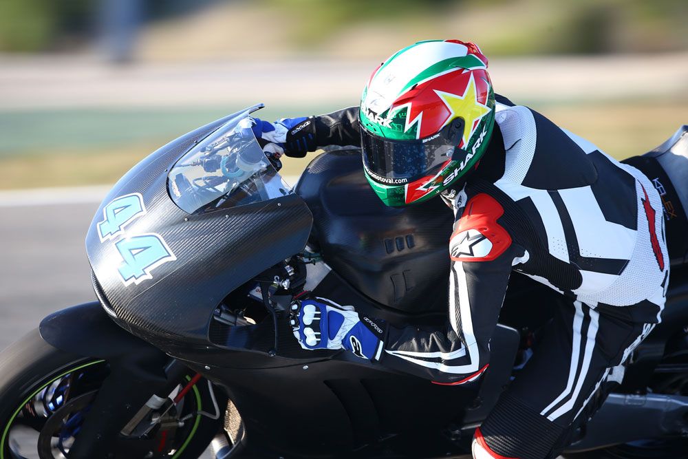 Los pilotos de Moto2 y Moto3 se preparan para los test oficiales de marzo