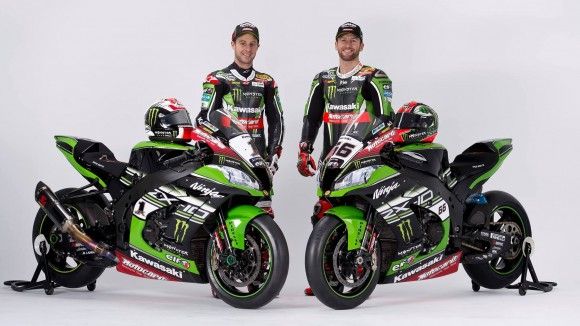 El equipo Kawasaki de SBK, presentado en Barcelona