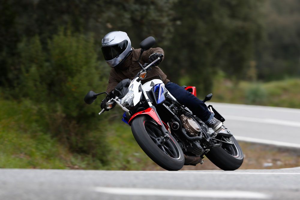 Honda CB500F 2016, una naked muy mejorada
