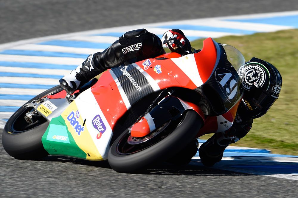 Axel Pons bate el récord del circuito de Jerez en Moto2