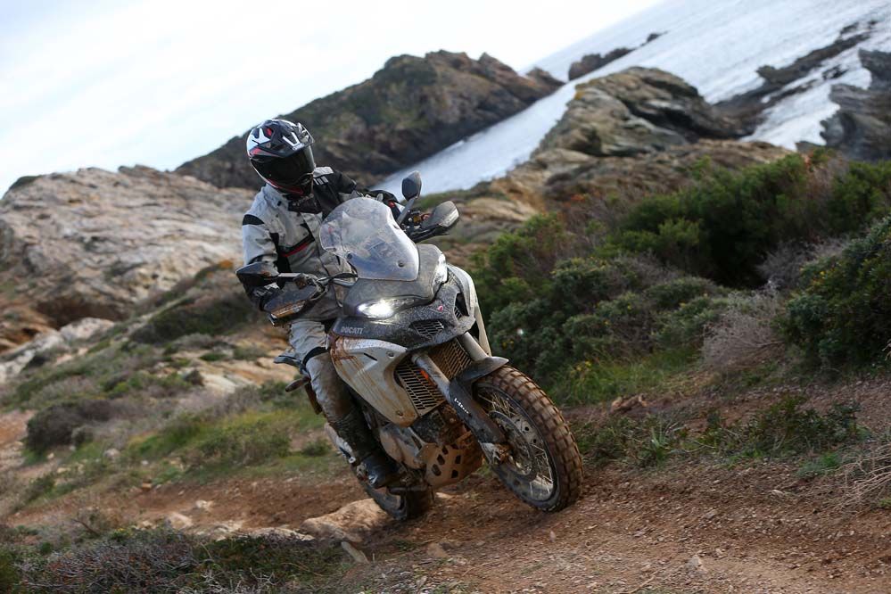 Ducati Multistrada 1200 Enduro: una moto más alta, más rápida y más potente