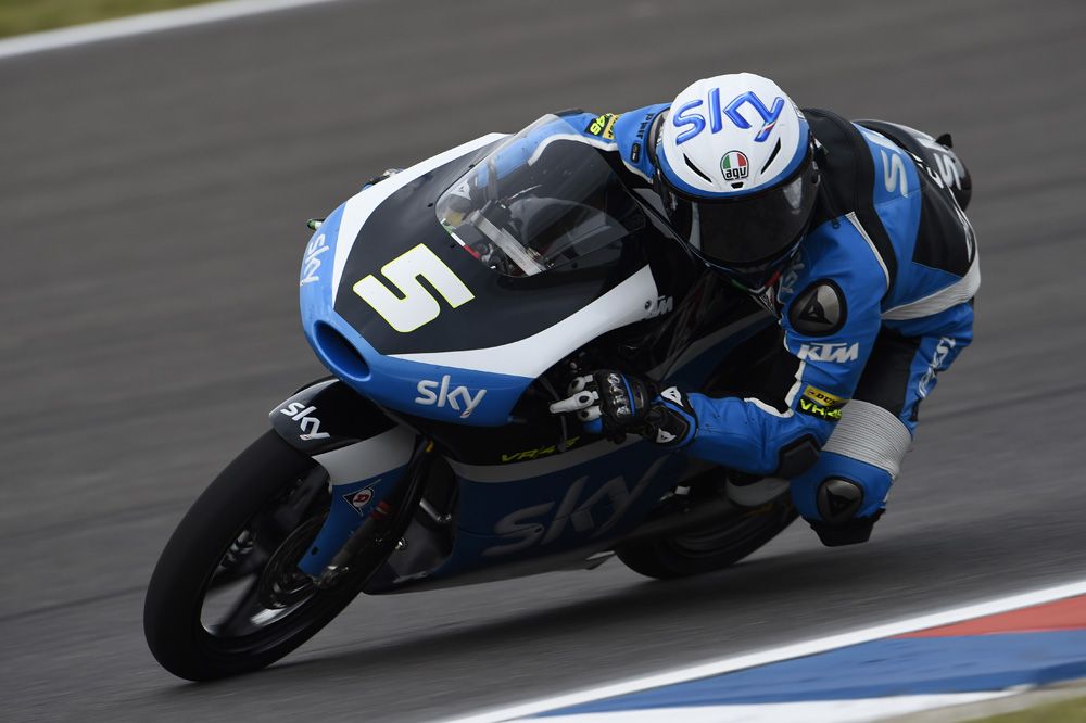Romano Fenati marca la pauta en el FP3