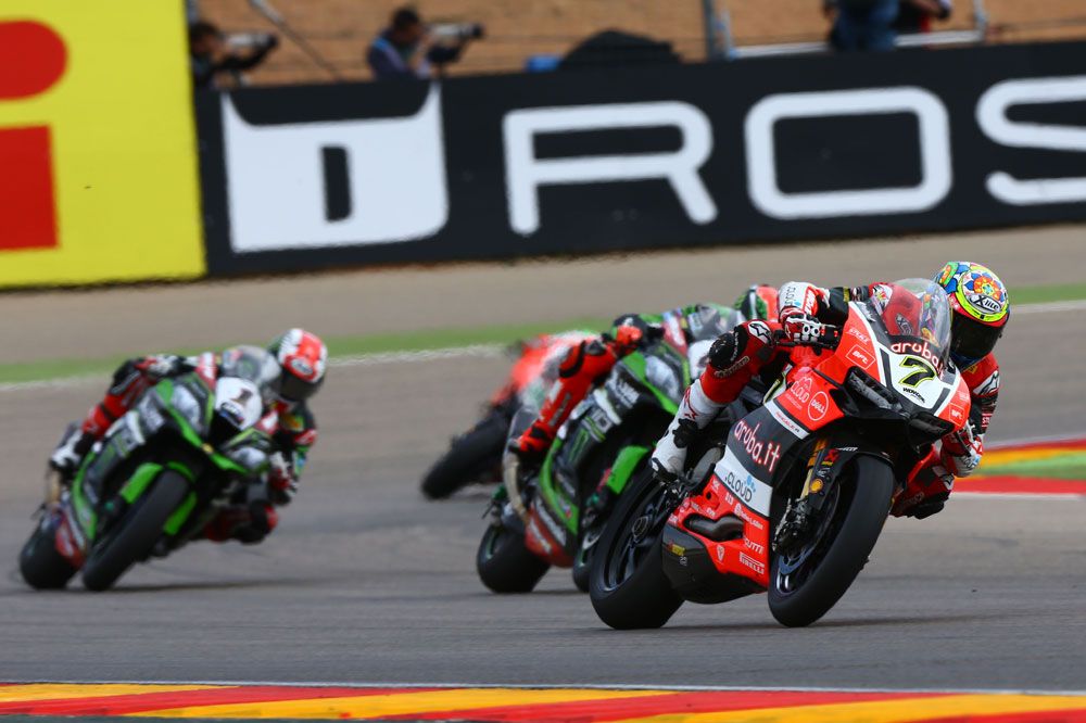 Chaz Davies logra el doblete en MotorLand Aragón