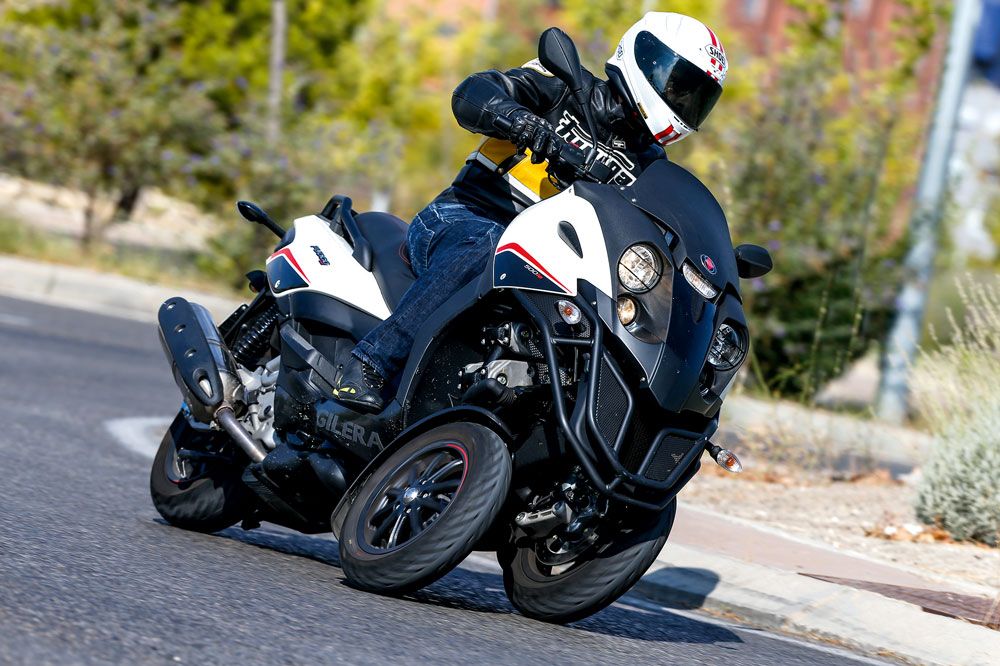 Gilera Fuoco 500 LT, un triciclo eficaz y divertido