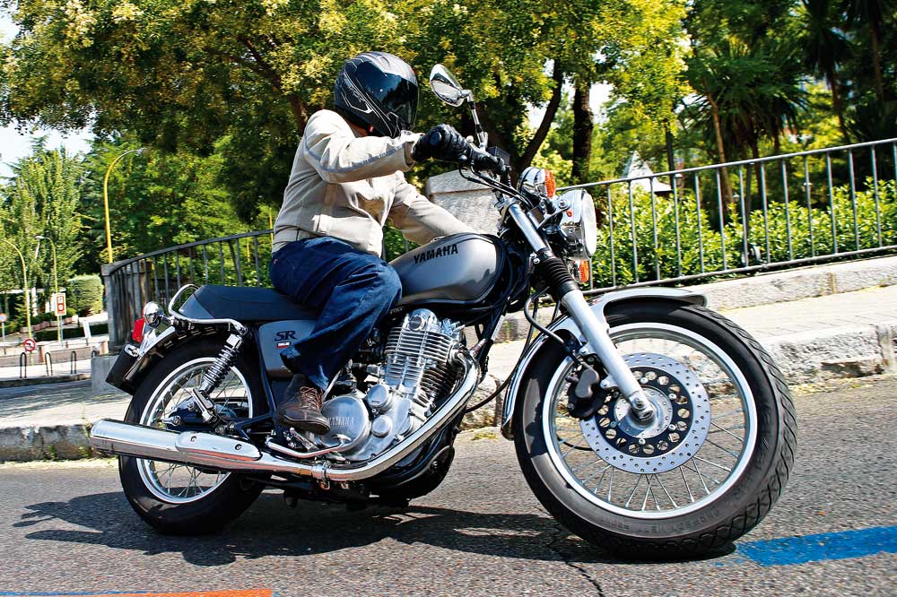 Yamaha SR400, una clásica actual 30 años después